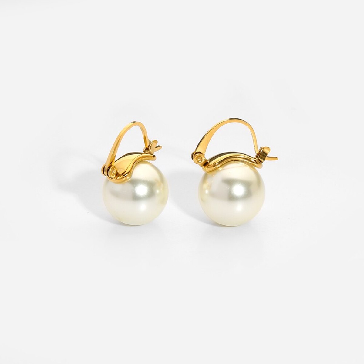 Elegant Imitation Pearls Earrings