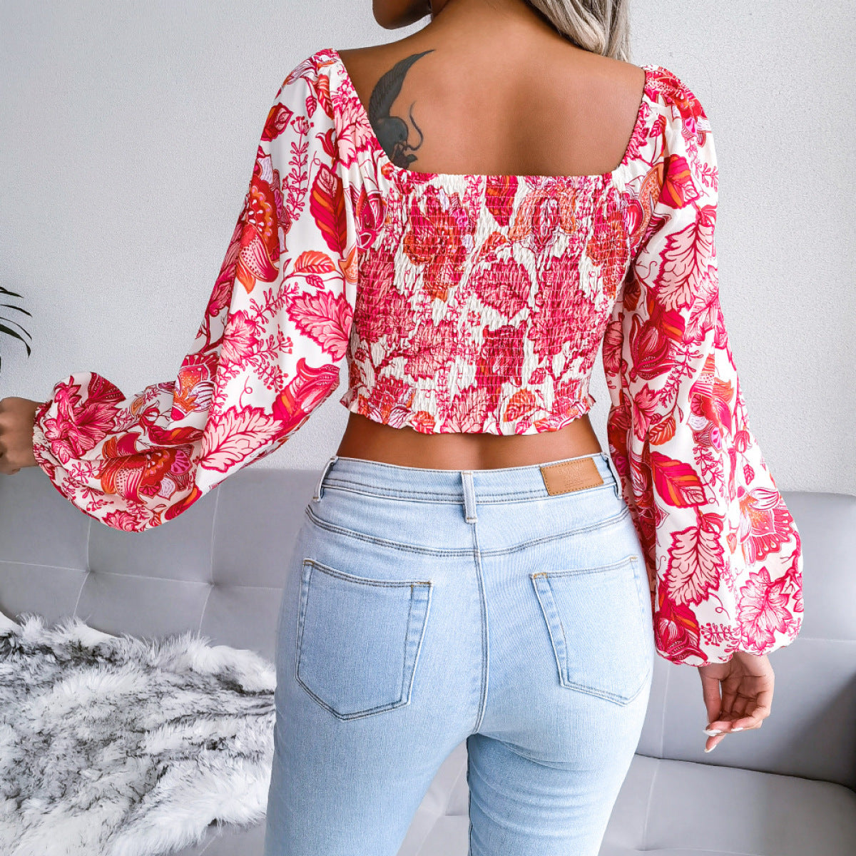 Floral Deep V-Neck Balloon Long-Sleeved Crop Top